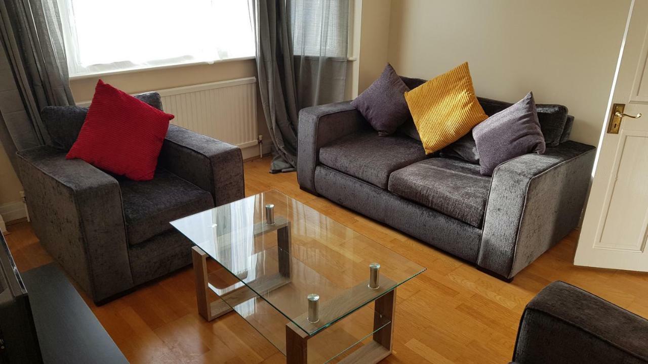 Elegant And Spacious 2 Bedroom Barnet Luaran gambar