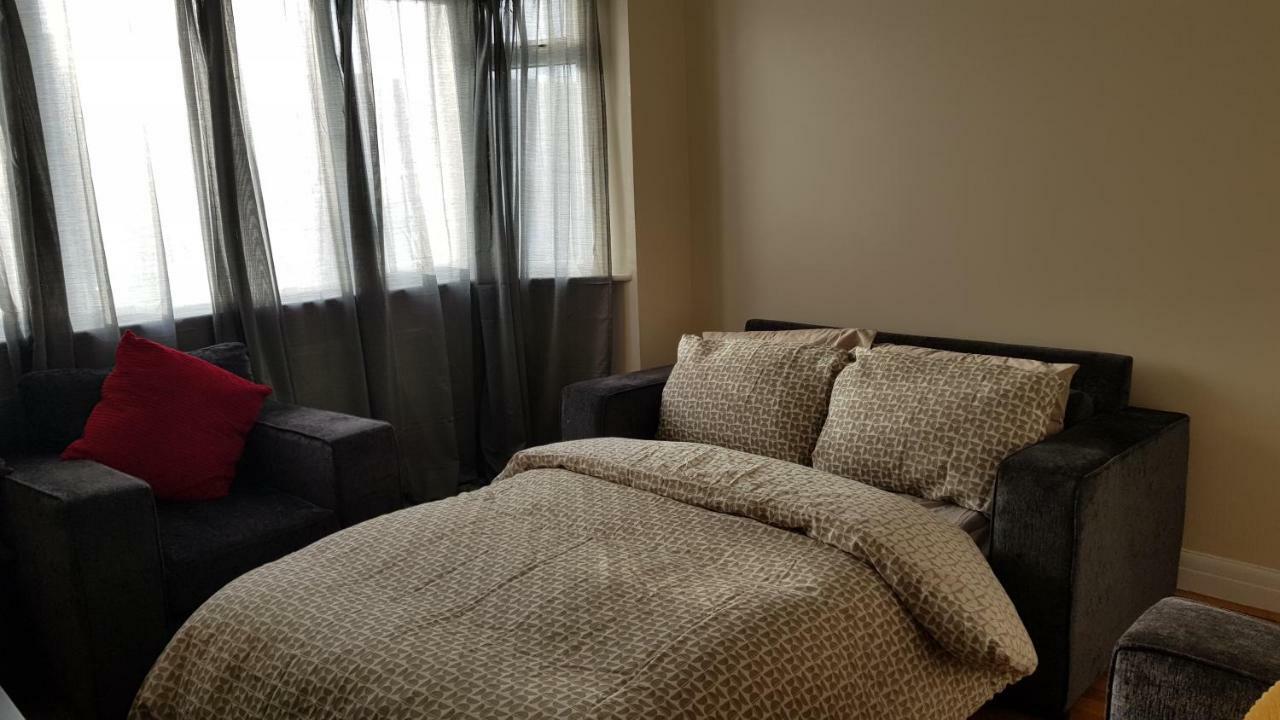 Elegant And Spacious 2 Bedroom Barnet Luaran gambar