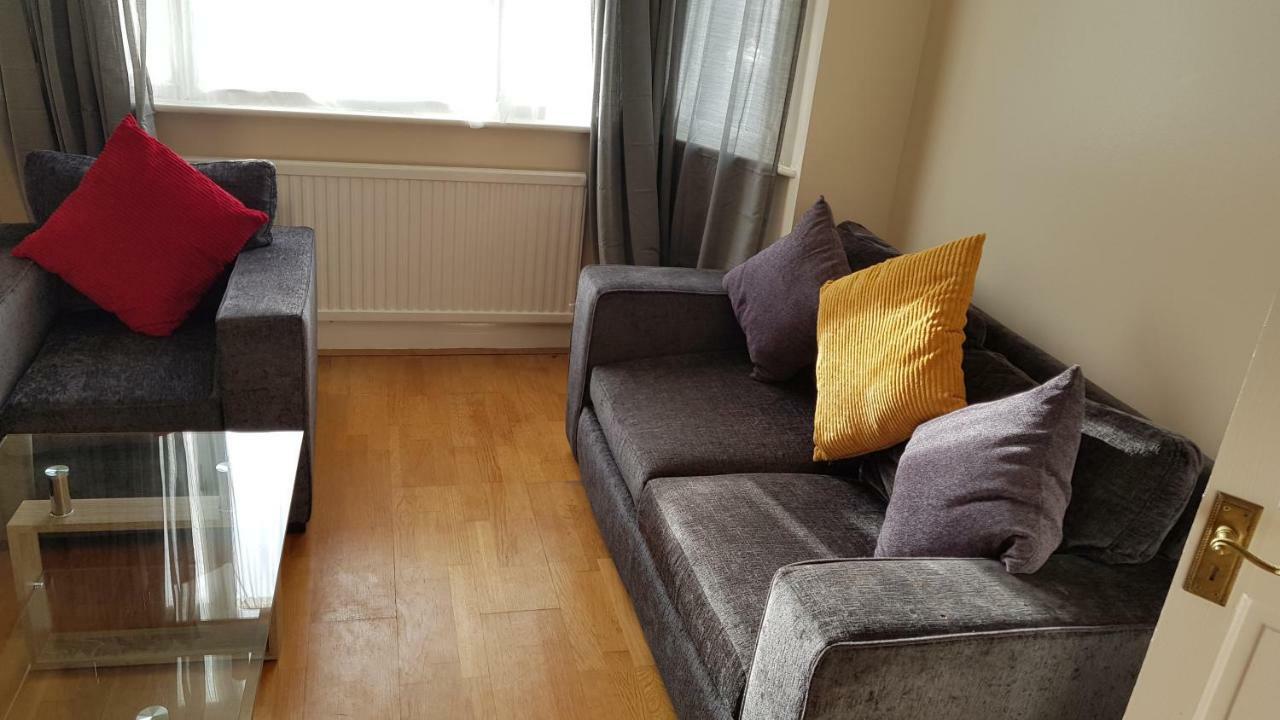 Elegant And Spacious 2 Bedroom Barnet Luaran gambar