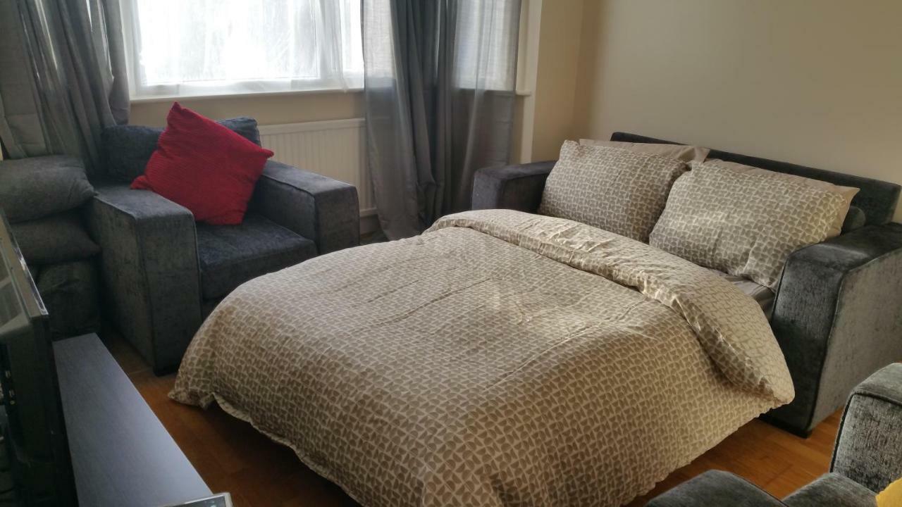 Elegant And Spacious 2 Bedroom Barnet Luaran gambar